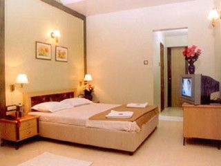 Hotel Girivihar Mahābaleshwar Dış mekan fotoğraf